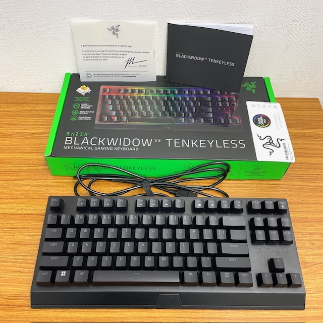 ～美品～ RAZER BlackWidow V3 TENKEYLESS　ゲーミングキーボード　PC周辺機器