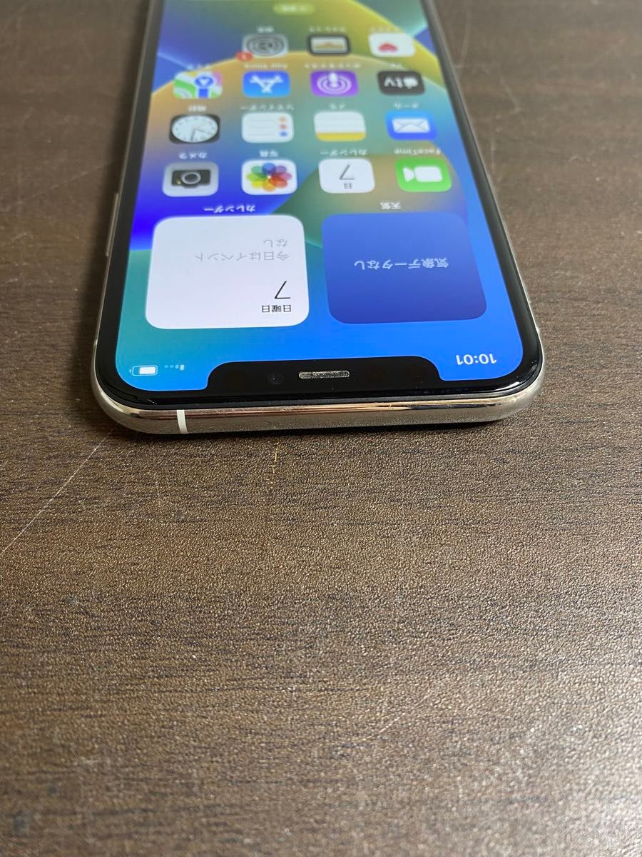 68568  iPhone11 Pro 64GB シルバー　SIMフリー　中古品　※本体のみ