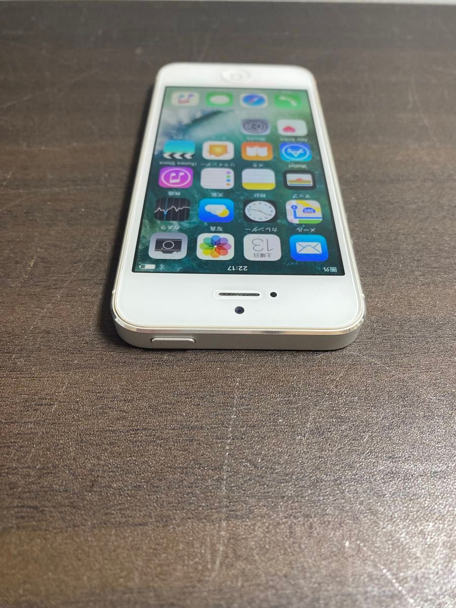 69198  iPhone5 16GB シルバー　SIMフリー　中古品　※本体のみ