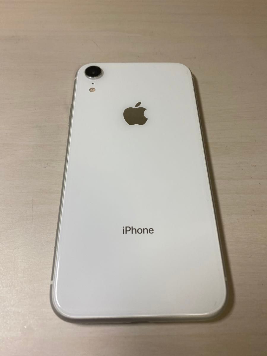 30865  iPhoneXR 64GB ホワイト　SIMフリー　ジャンク品　※本体のみ