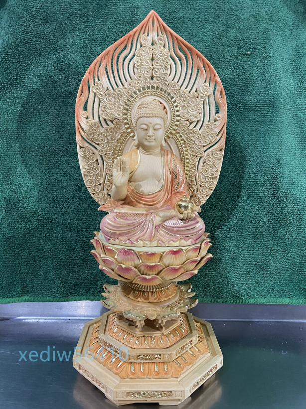 極上品 彩繪 仏教美術品 仏具 仏師で仕上げ品 精密彫刻 工芸品 薬師如来座像 高さ約32cm _画像1