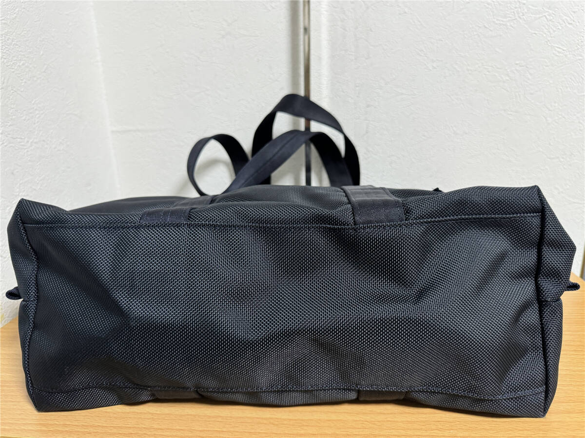 定価49500円●極美品●ポーター 吉田カバン PORTER DESCENTE デサント ウォータープルーフ トートバッグ WATERPROOF TOTE BAG リバーシブルの画像6