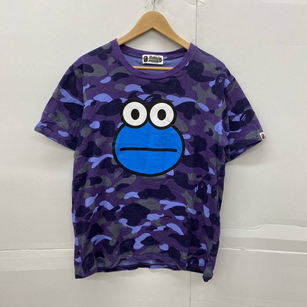 214-MH31) 中古 A BATHING APE アベイシングエイプ サイズ不明 半袖 Tシャツ T Shirt カエル 紫の画像1