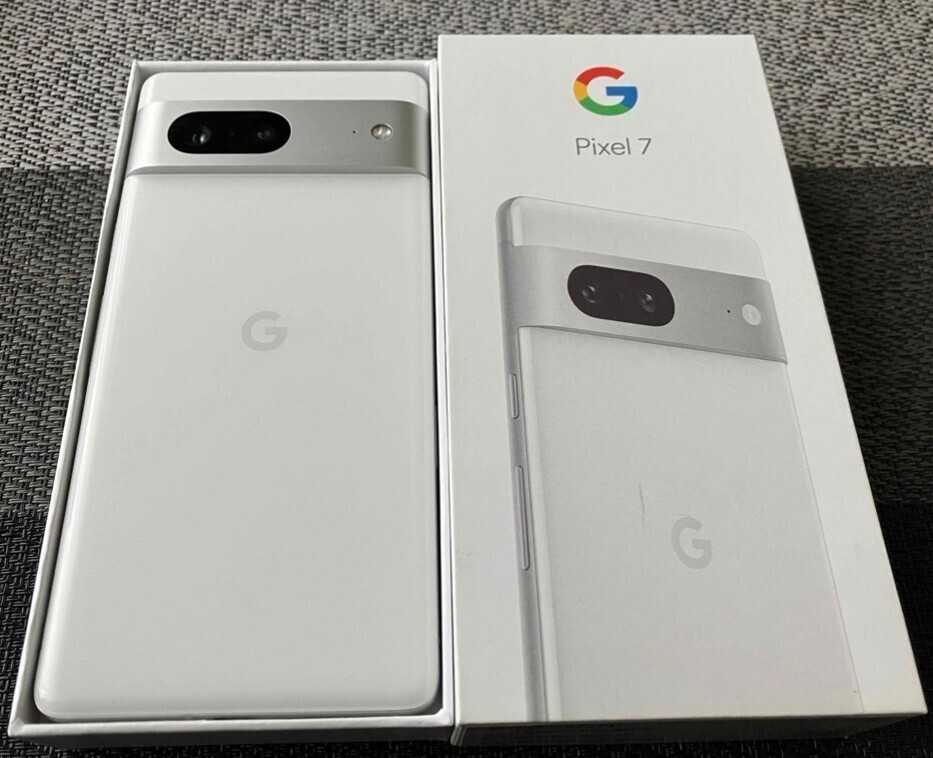 8750円 新品未使用 motorola製品 E32S SIMフリー機種☆現在楽天 8750円 新品未使用 motorola製品 E32S SIMフリー機種☆現在楽天