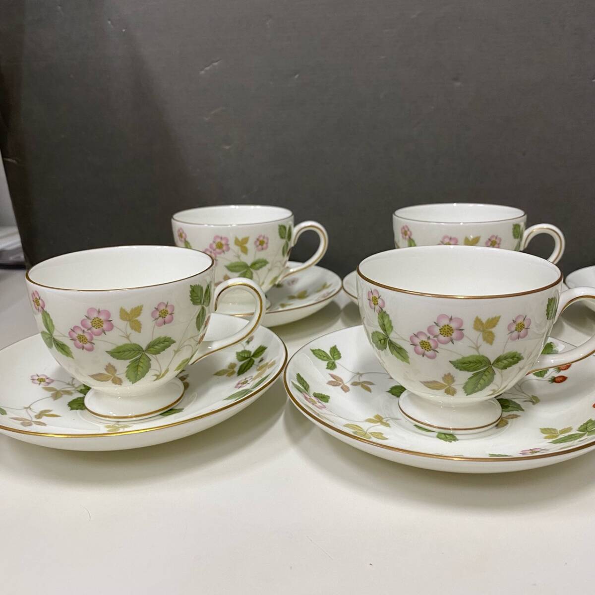 【6客セット】ウェッジウッド ワイルドストロベリー コーヒーカップ ＆ ソーサー WEDGWOOD/1141の画像2