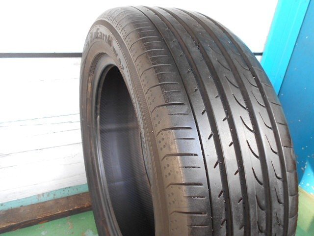 【エ860】BluEarth RV-02●225/55R18●1本売切り_画像2