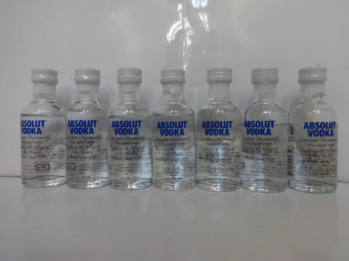 H107 not yet . plug sake vodka absolute ABSOLUT VODKA 40% 50ml ×7ps.@ Mini bottle set . departure because of . amount equipped with translation 