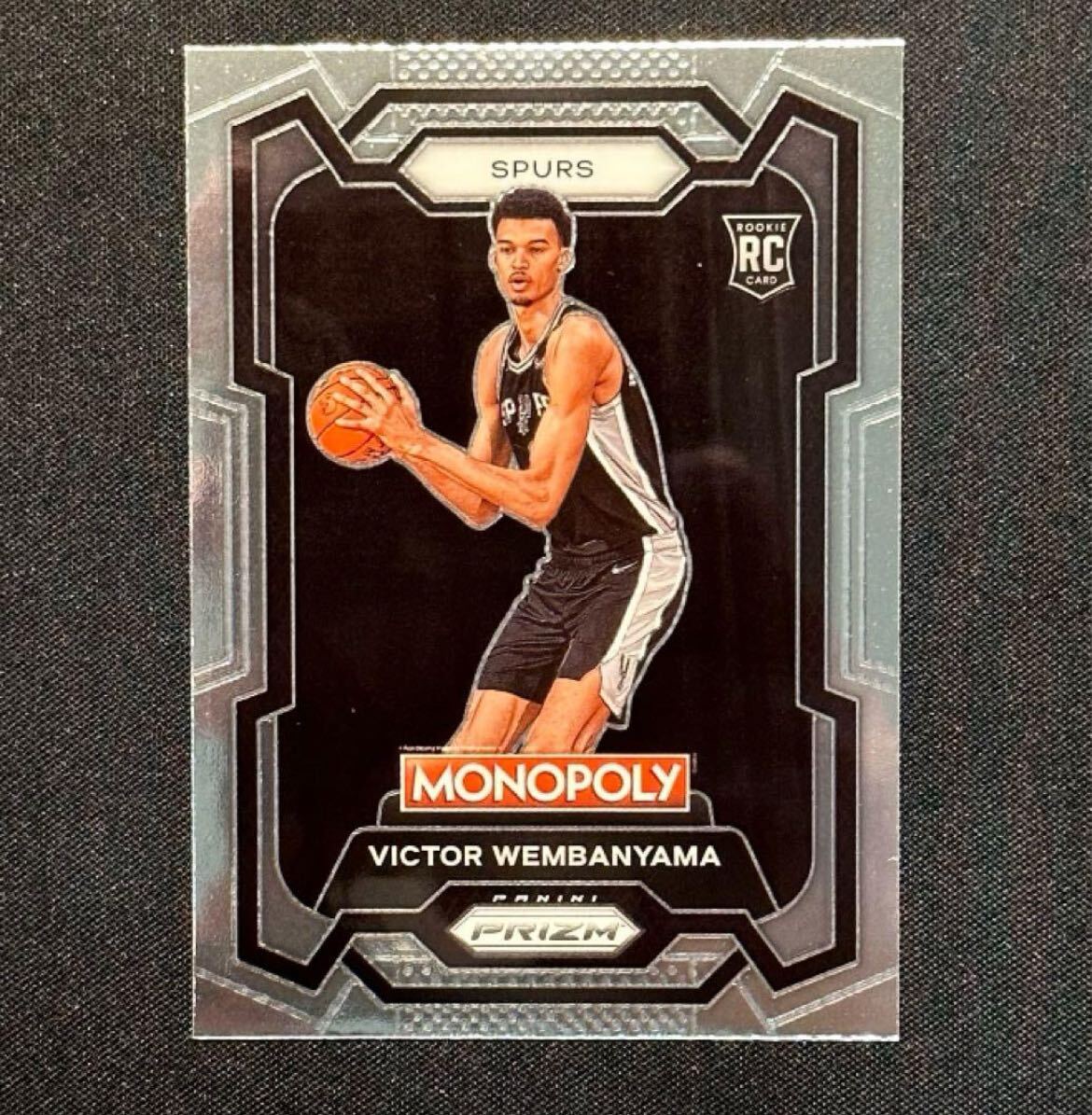 RC Victor Wembanyama ビクター・ウェンバンヤマ 2023-24 Panini NBA Prizm Monopoly Rookie ルーキー カード の画像1