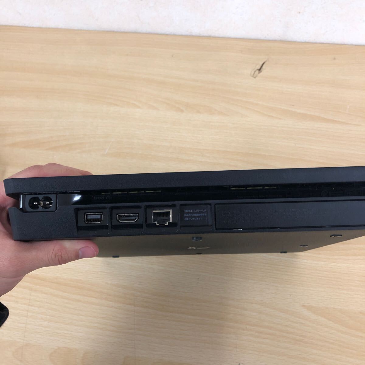 中古品 ソニー SONYPlayStation 4 1TB ジェットブラック CUH-2000BB01 PS4 プレイステーション 4 本体・ゲーム機の画像5