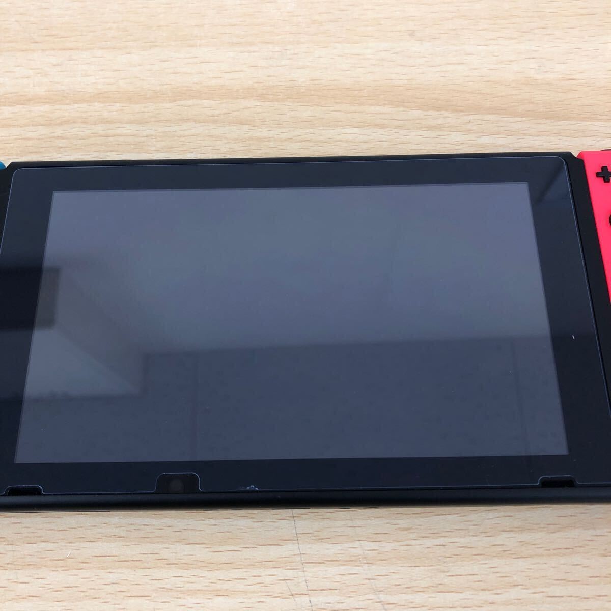 中古品・美品 任天堂 Nintendo Switch 2021年製 HAC-001 ニンテンドースイッチ Joy-Con / L ネオンブルー/R ネオンレッド 本体・ゲーム機の画像3