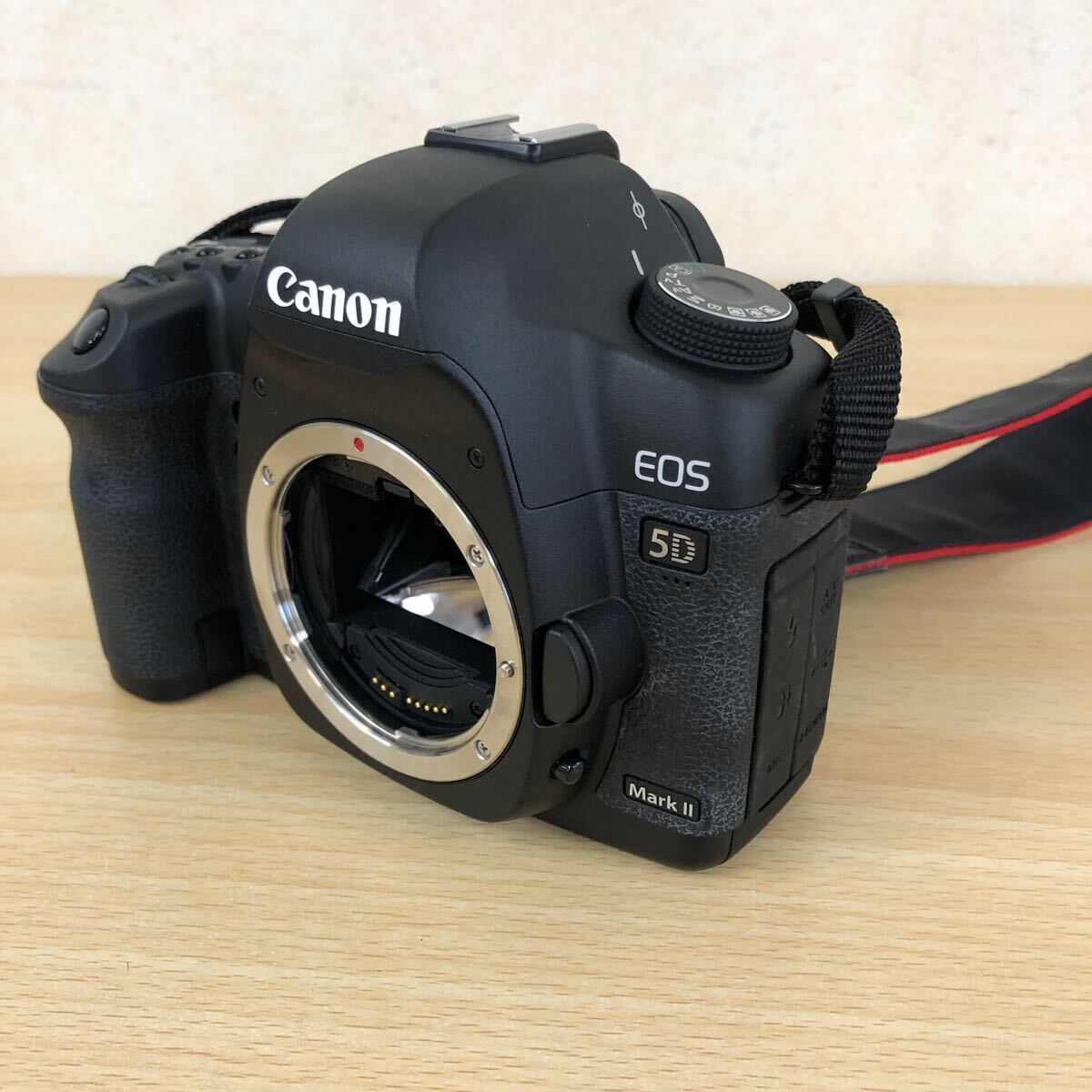 中古品 キャノン Canon EOS 5D Mark II ボディー デジタル一眼レフカメラ 本体・カメラ関連_画像2