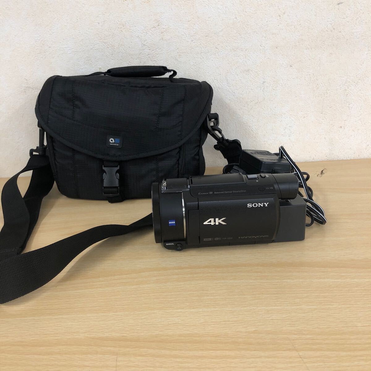 中古品 ソニー SONY デジタルビデオカメラ ハンディカム Handycam FDR-AX60 本体・ビデオカメラの画像1