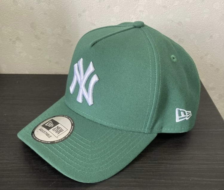 ☆美品☆ 正規品 ニューエラ NEW ERA MLB NEW YORK YANKEES ヤンキース キャップ 帽子 9FORTY スナップバック サイドパッチの画像2