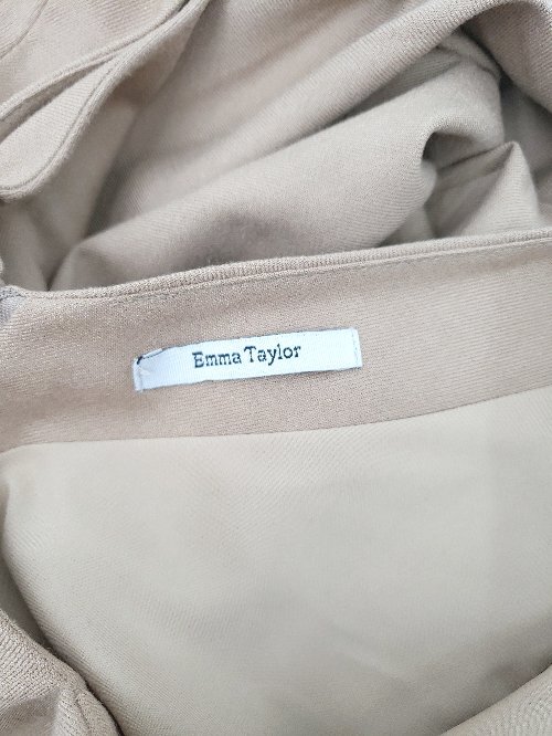 ◇ Emma Taylor エマテイラー 無地 バックジップ 長袖 カットソー サイズF キャメル系 レディース P_画像3