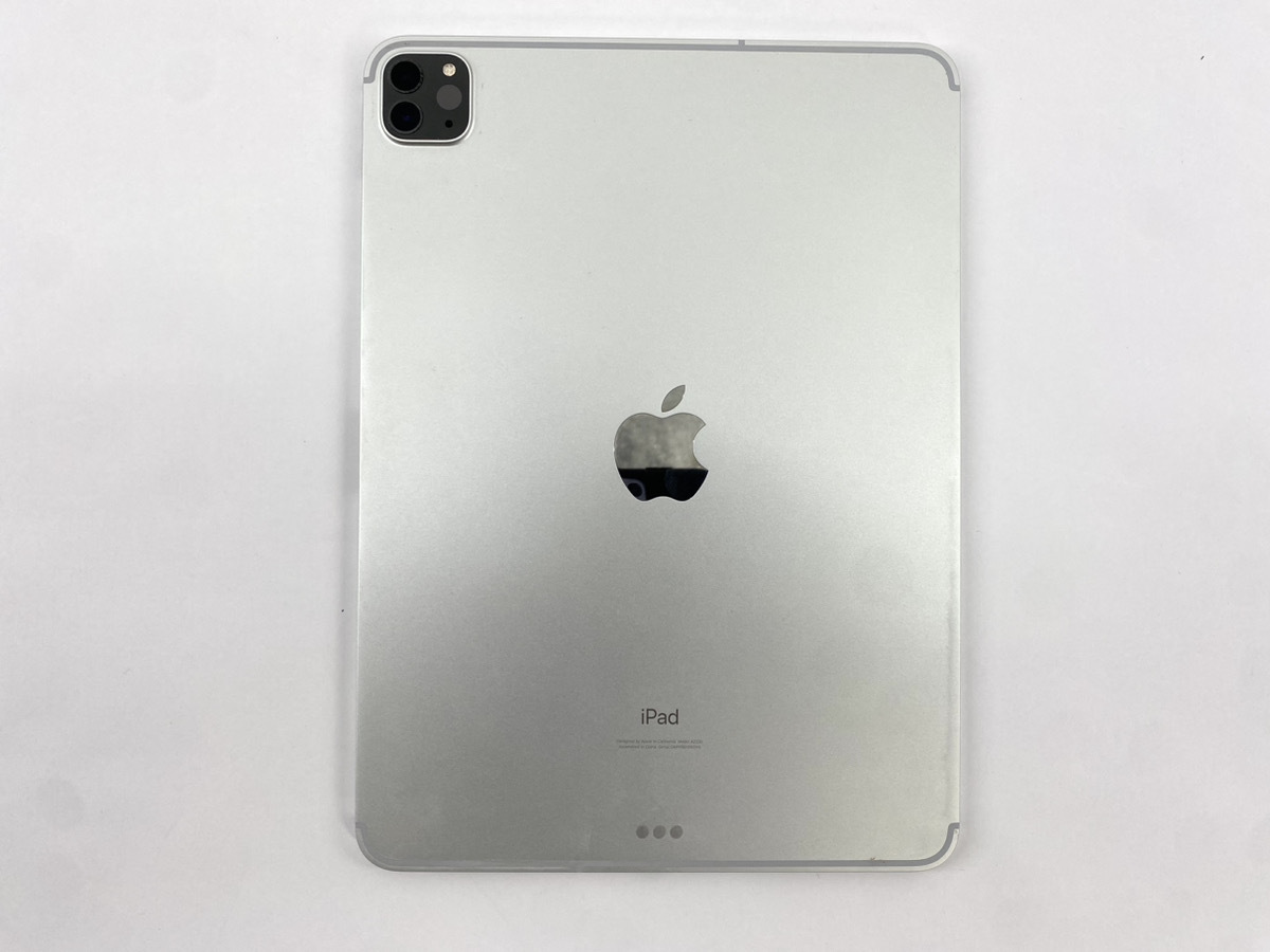iPad Pro 11インチ 第2世代 (A2230) 1TB 本体美品 MXE92J/A Silver シルバー 通電動作確認済み ジャンク品 部品取りなどにの画像6