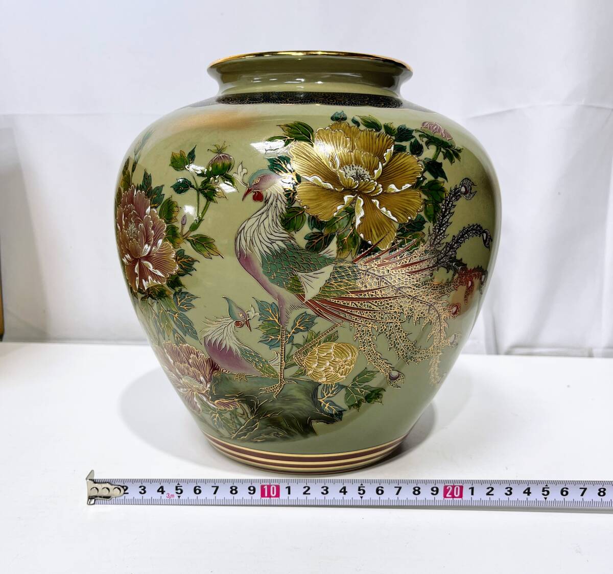 蘇さ(KuY1159)　花瓶　九谷焼　フラワーベース　壺　花器　金彩　陶器　インテリア　木箱付き　100サイズ_画像6