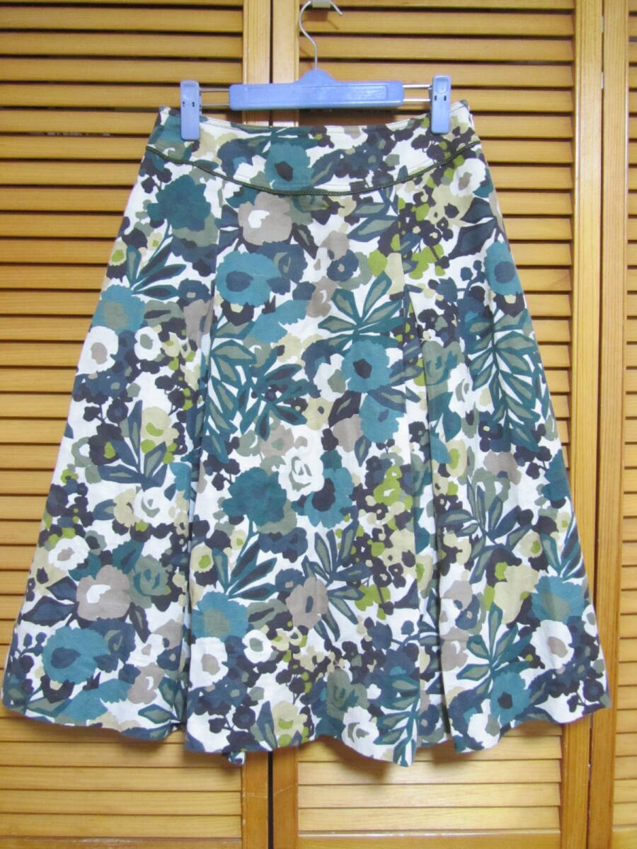 スキャパ コットン・麻素材 お洒落なフレアースカート ４０ の画像1