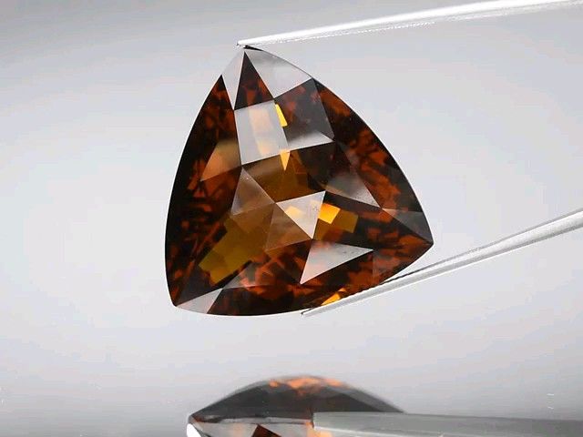 No.459 トリリオンカット ブラウンクォーツ 約58.97ct 約29.2mm×28.7mm ブラジル産