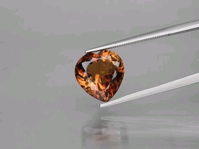 No.504 ハートカット シャンパントパーズ 約5.76ct 約11.4mm×11mm ブラジル産