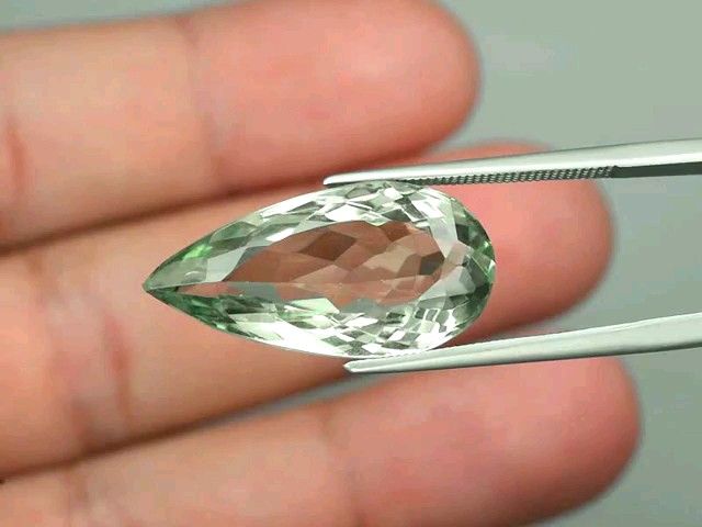 No.405 ペアシェイプ グリーンクォーツ 約11.76ct 約22.6mm×11.3mm ブラジル産