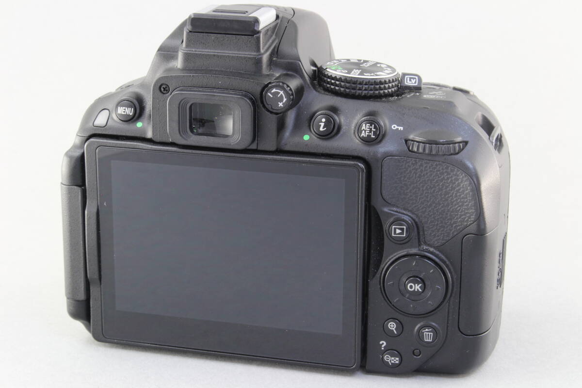 AA (新品級) Nikon ニコン D5300 AF-P NIKKOR 18-55mm レンズキット ショット数3900回 初期不良返品無料 領収書発行可能_画像3