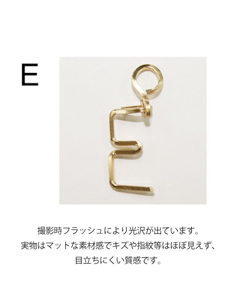 新品 バイボー イニシャル E ネックレス ゴールド アクセサリー ジュエリー アルファベット byboe by boe 未使用 1円スタートの画像3