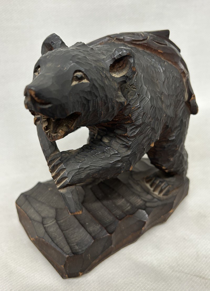 【慈光】263　木彫熊　熊　くま　彫刻　鮭背負い　木彫り熊　アイヌ北海道民芸品　_画像2