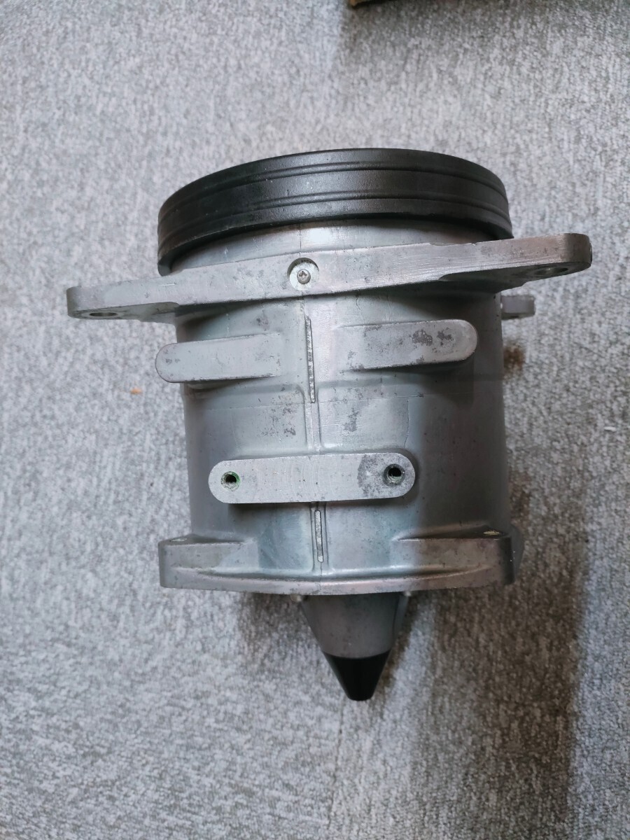  there is defect Kawasaki pump case STX-15F STX-12F processing etc. restoration assumption beige n bracket 