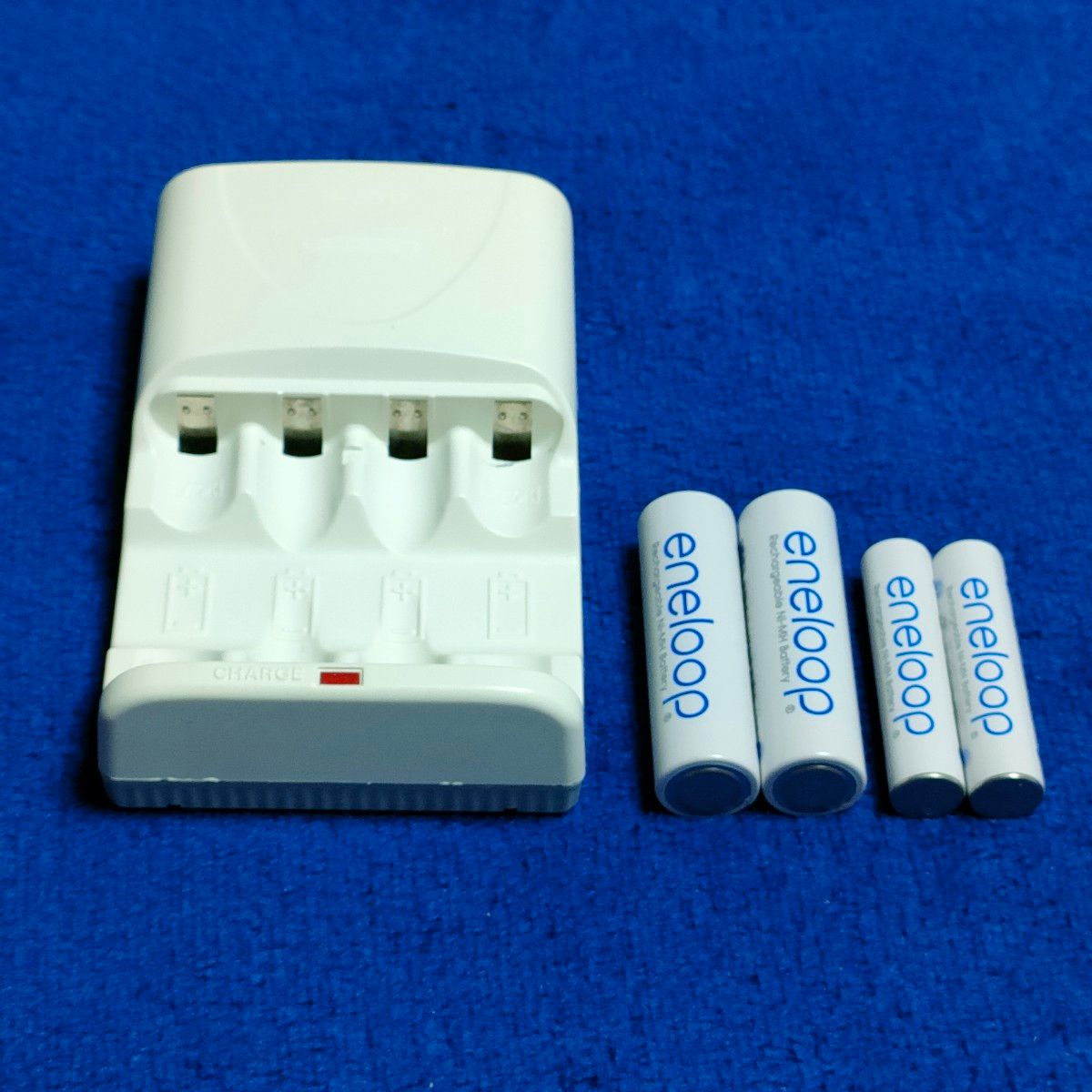 SANYO 急速充電器 NC-M58・SANYO エネループ 単3形 HR-3UTG SANYO 急速充電器 NC-M58・SANYO エネループ 単3形 HR-3UTG