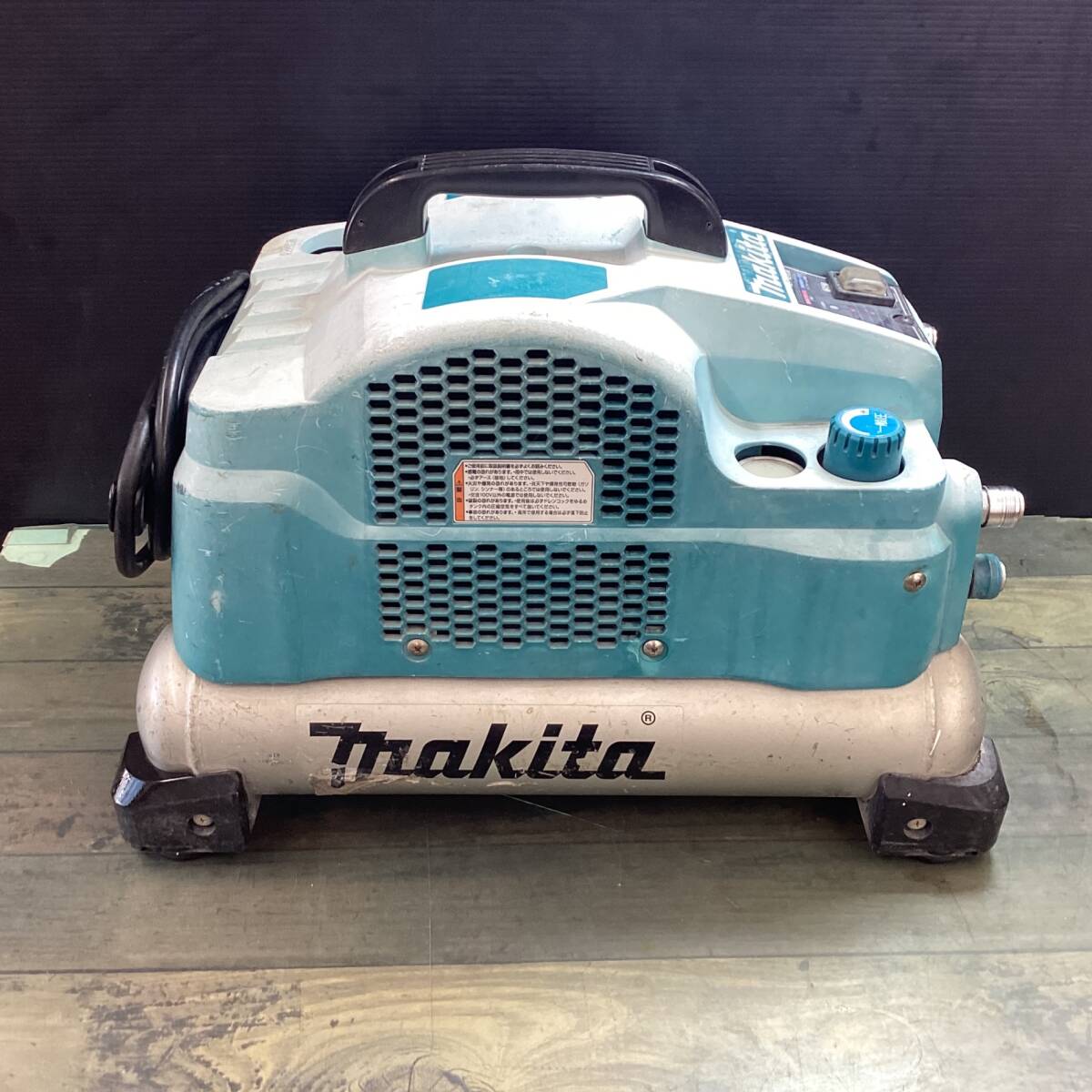 【ジャンク品】マキタ(makita) 常圧/高圧エアコンプレッサー AC461XS【代引きOK!!】の画像4