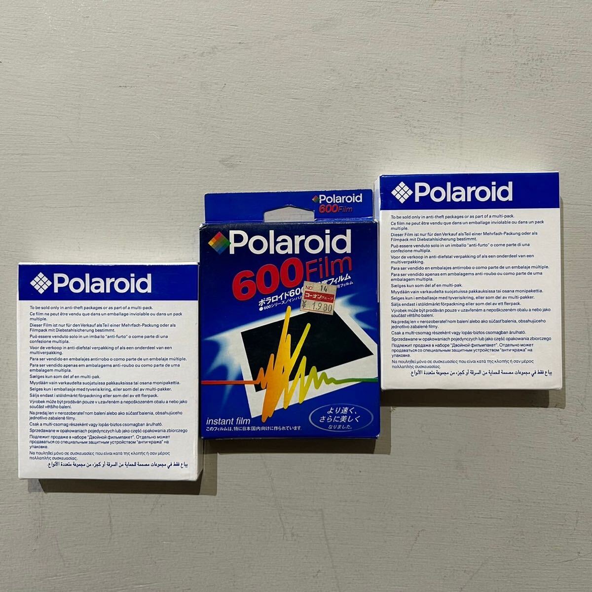 3つ【新品未使用・期限切れ】Polaroid 600 ポラロイド インスタントフィルム 高画質の画像1