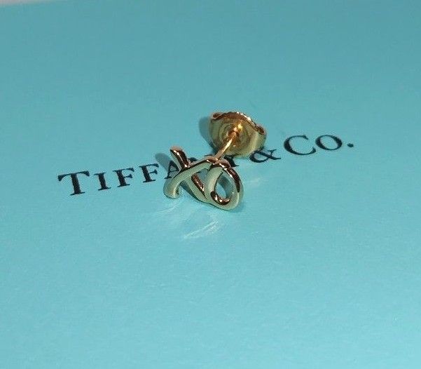 TIFFANY ティファニー AU750 ラブ&キス ピアス 片耳|Yahoo TIFFANY ティファニー AU750 ラブ&キス ピアス 片耳|Yahoo