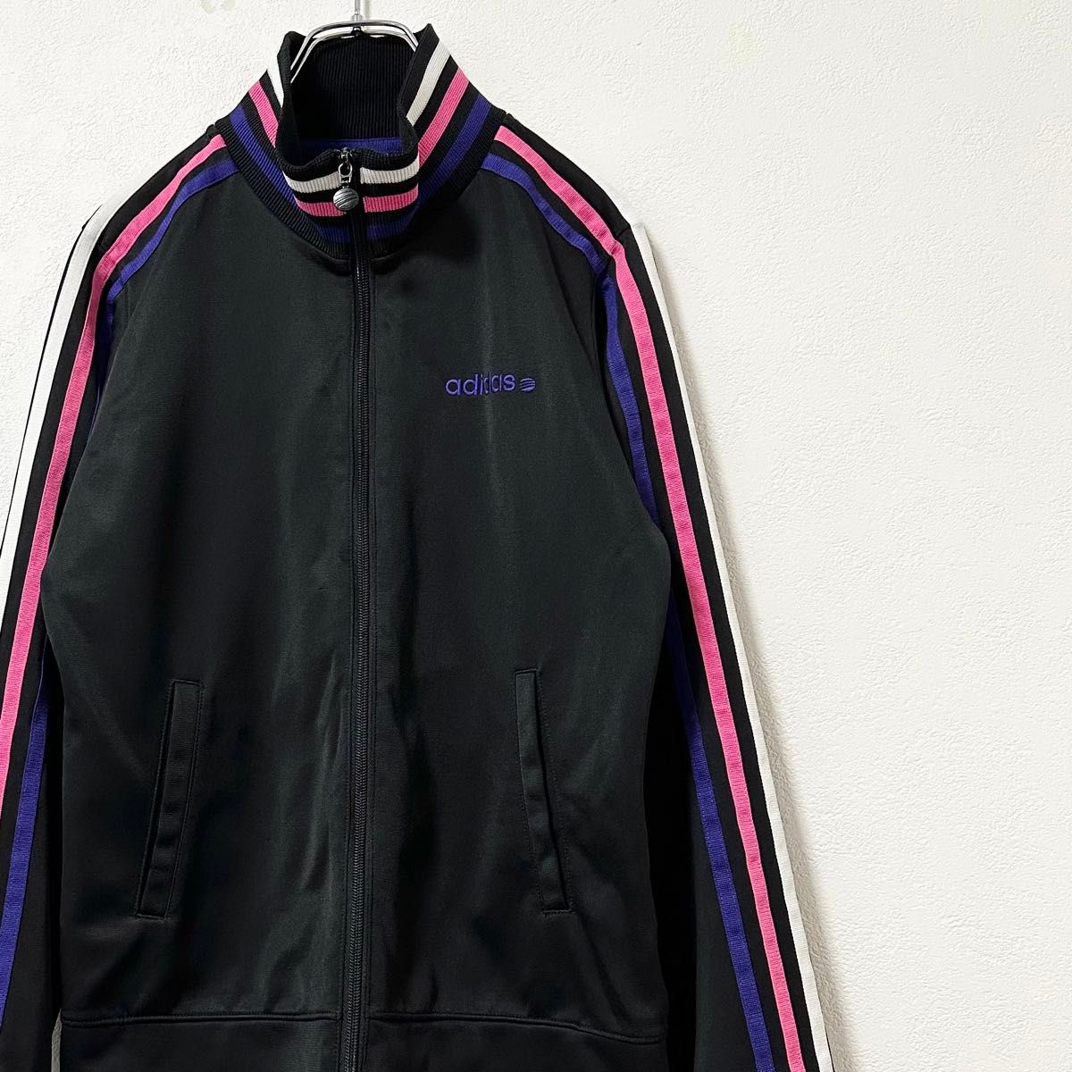 美品 adidas/アディダス ジャージ トラックジャケット ブラック 美品 adidas/アディダス ジャージ トラックジャケット ブラック