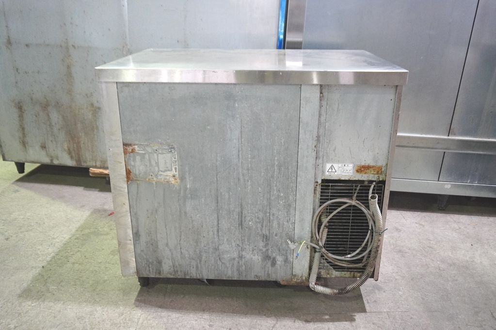 4d052　Fukushima　フクシマ　福島　業務用　冷蔵庫　TRC-30RM1　コールドテーブル　_画像4