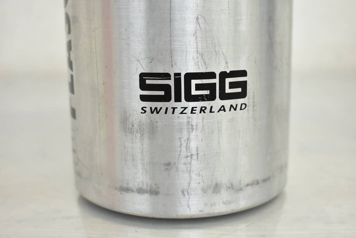 【中古品】SIGG シグ 燃料ボトル フューエルボトル 1.5L 実容量：1400ml アルミ製 5J573の画像9