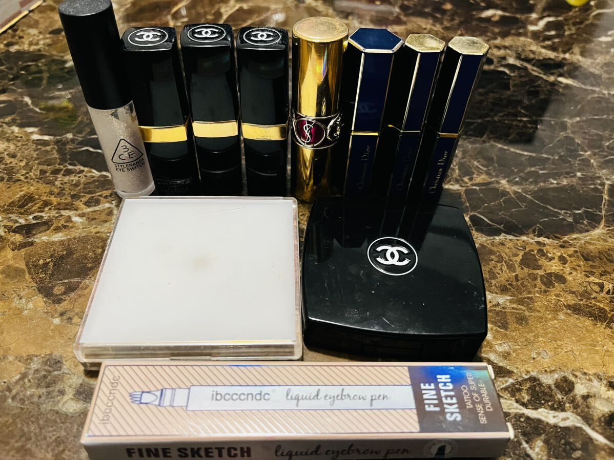 中古　コスメ　CHANEL サンローラン　DIOR 口紅 アイシャドウ チーク　アイブロー_画像2