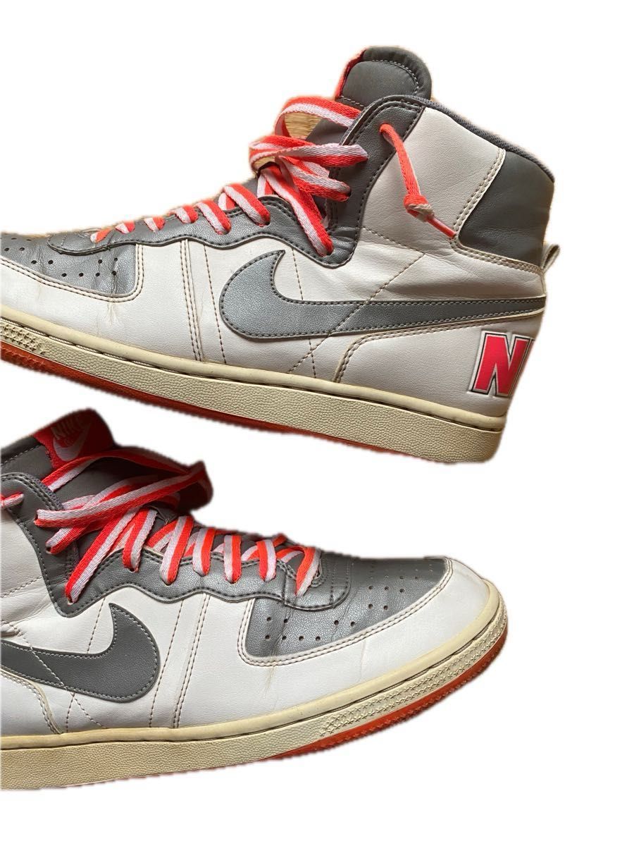2010年】限定nike TERMINATR HI ターミネーター白xグレーx 2010年】限定nike TERMINATR HI ターミネーター白xグレーx