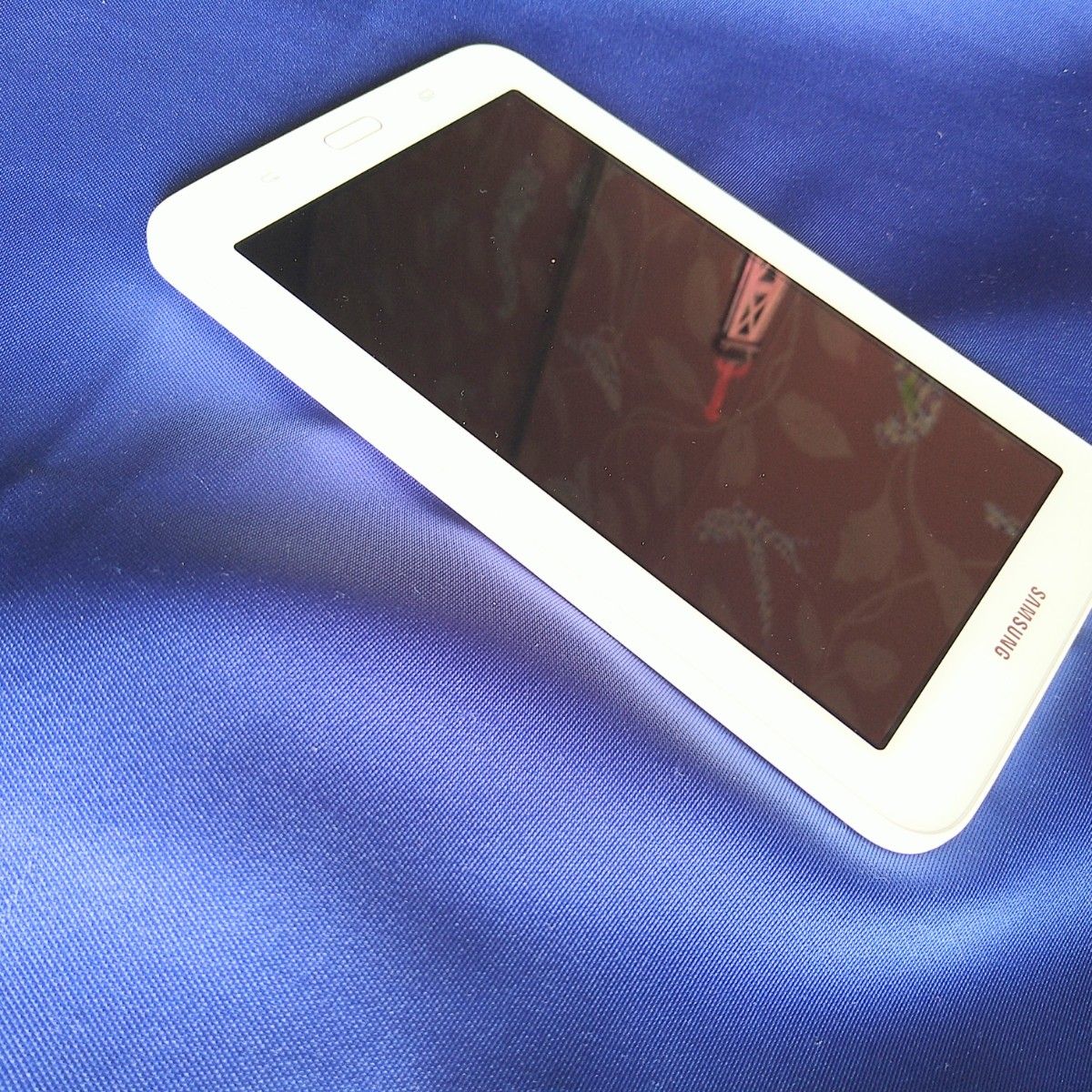 Samsungサムスン Galaxy Tab3Lite SM-T113 ホワイト  Wi-Fi