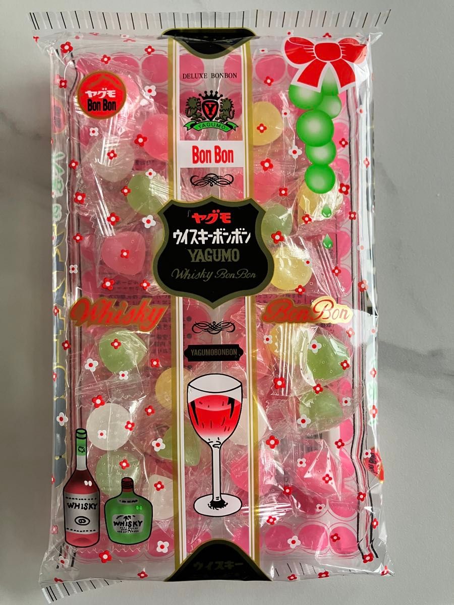 八雲製菓 ウイスキーボンボン 110g 1袋 マスカットボンボン同 八雲製菓 ウイスキーボンボン 110g 1袋 マスカットボンボン同