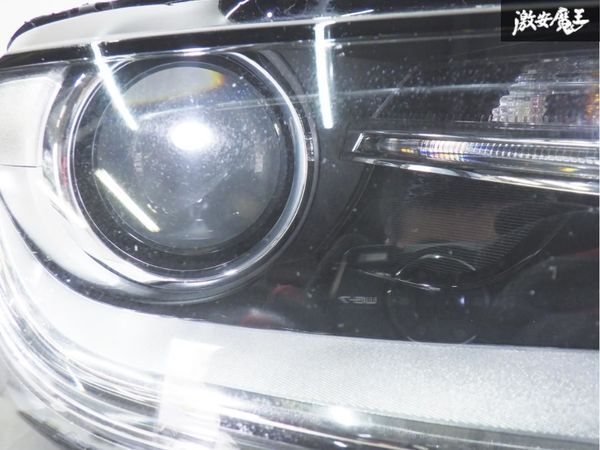 Audi アウディ 純正 8K系 A4 HID キセノン ヘッドライト ヘッドランプ 右 右側 8K0941006D 即納 棚44B_画像3