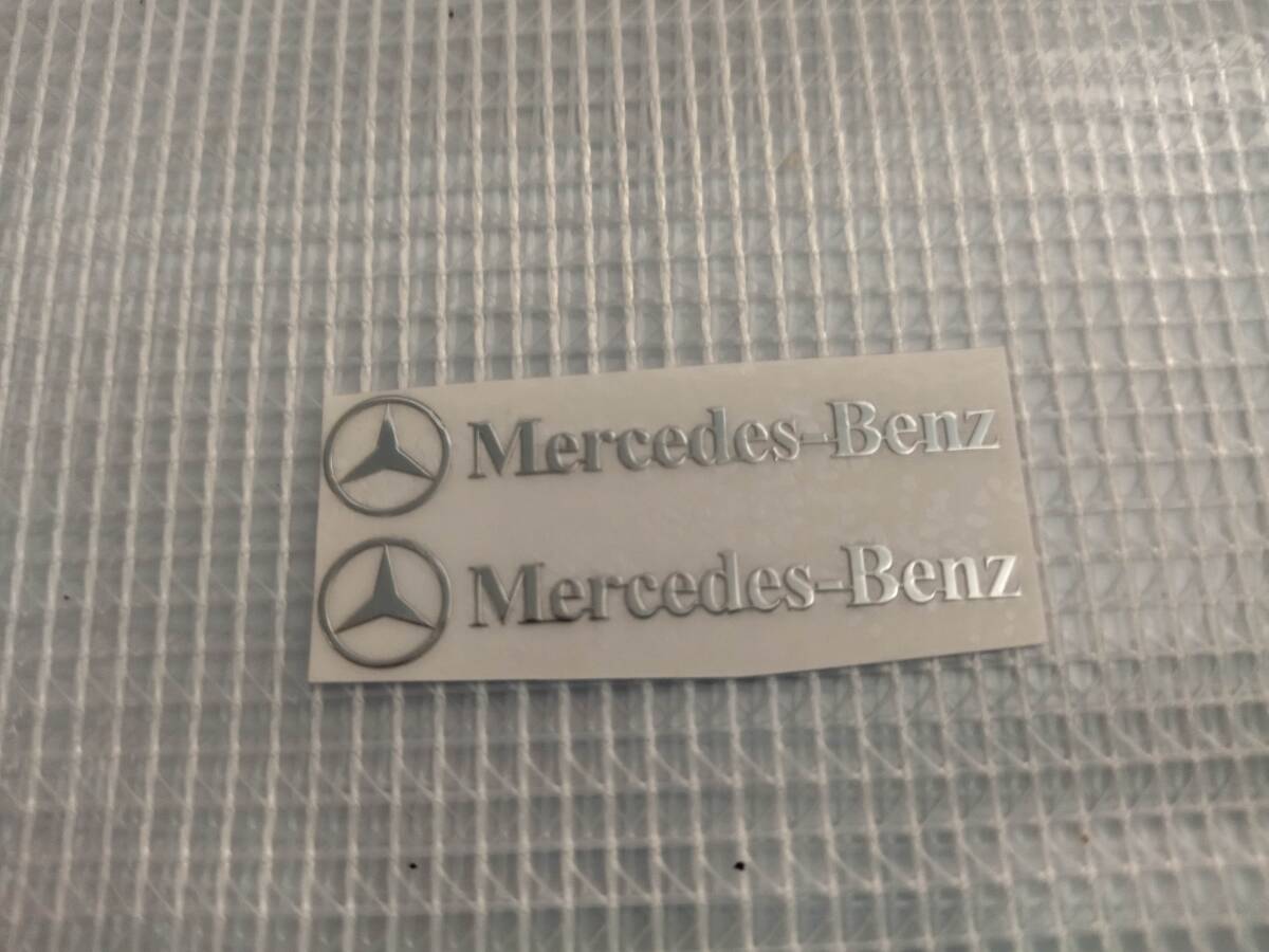 【送料込】Mercedes Benz(メルセデスベンツ) ステッカー 2枚組 縦0.9cm×横4.9cmの画像1
