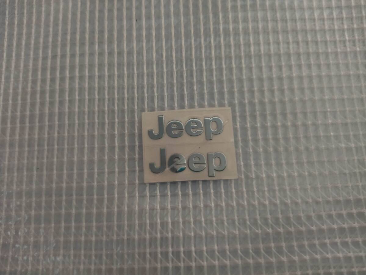 【送料込】Jeep(ジープ) ステッカー 2枚組 縦0.8cm×横2.1cm_画像1