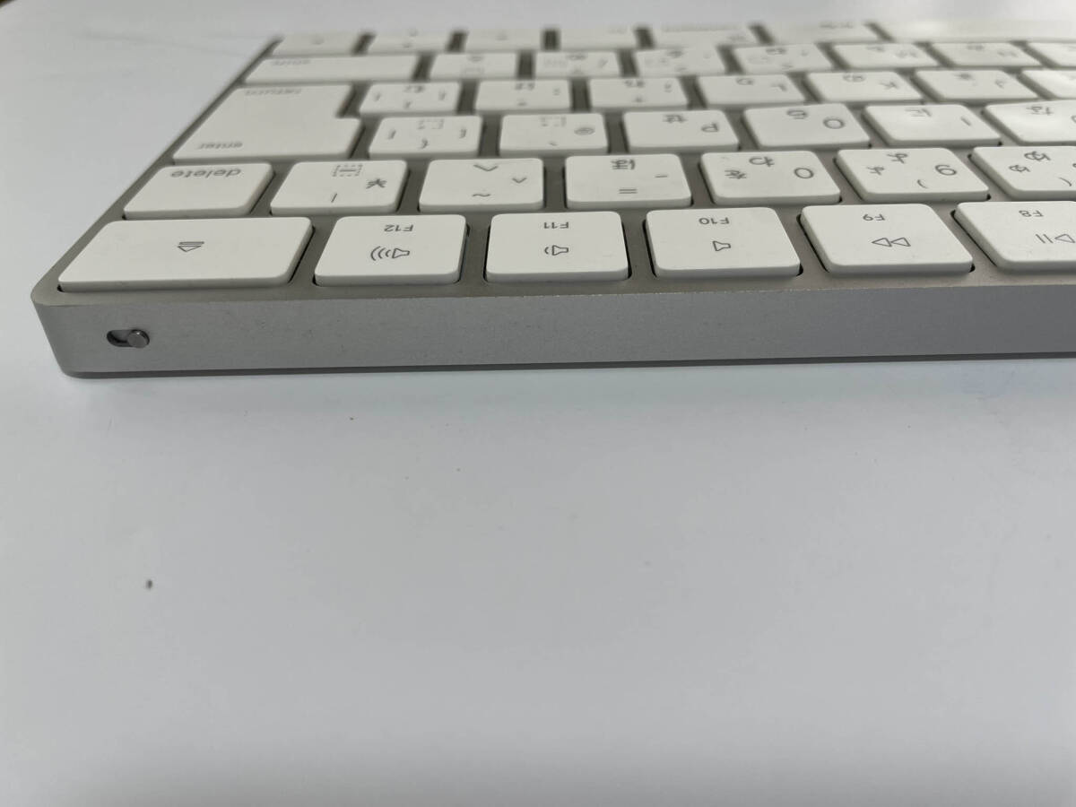 ☆ Apple純正 マジックキーボード（Magic Keyboard）A1633 充電式 ジャンク ☆の画像7