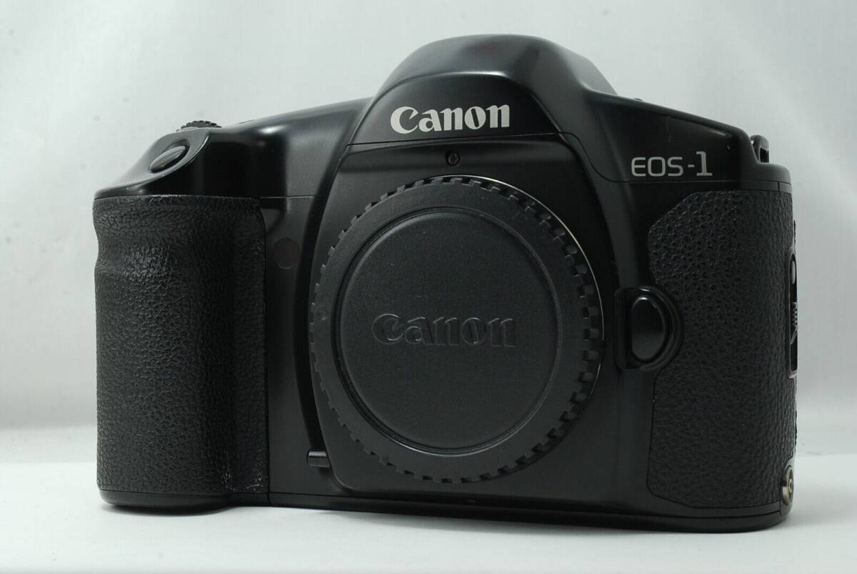 Canon EOS-1 35mm SLR Film Camera Body Only SN144723の画像1
