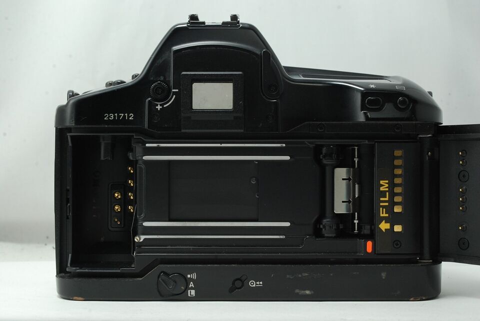 Canon EOS-1N 35mm SLR Film Camera Body Only SN231712の画像7