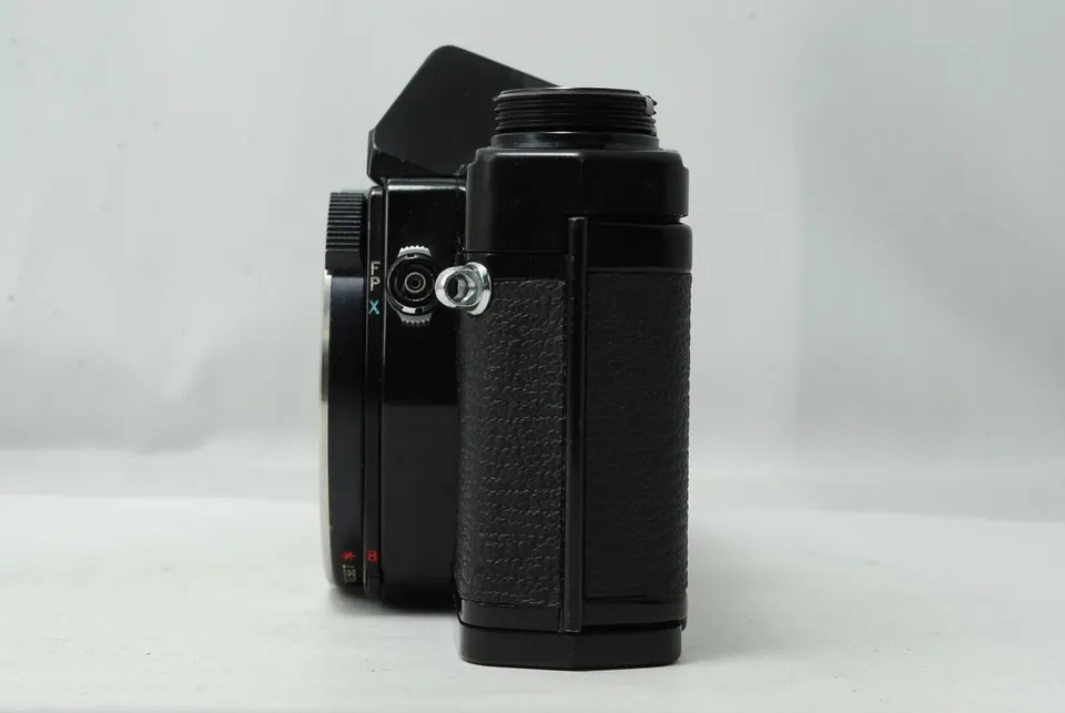 Olympus OM-2 35mm SLR Film Camera Body Only SN735035の画像2