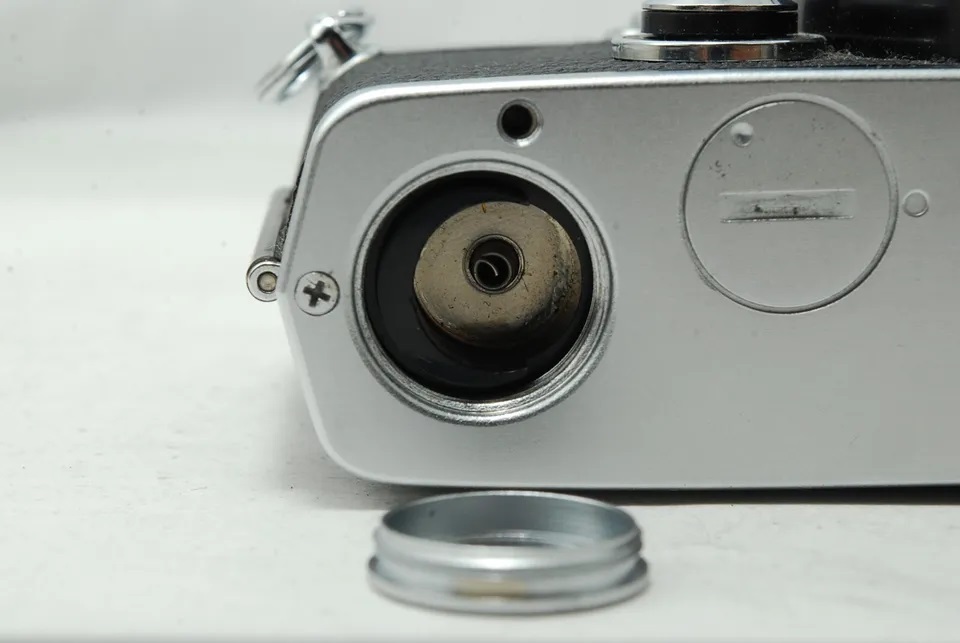 Olympus OM-2N 35mm SLR Film Camera Body Only SN605303の画像7