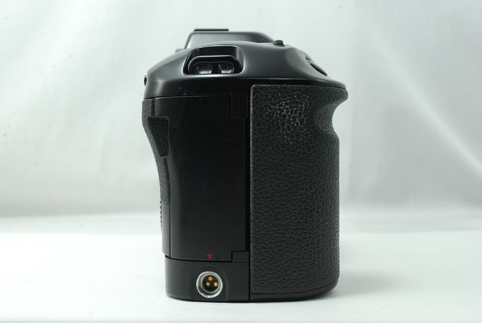 Canon EOS-1 35mm SLR Film Camera Body Only SN144723の画像3