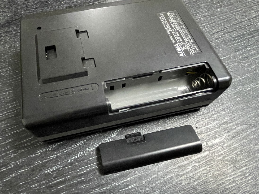 昭和レトロ 動作品AIWA HS-G39 箱説付き カセットボーイ 昭和レトロ 動作品AIWA HS-G39 箱説付き カセットボーイ