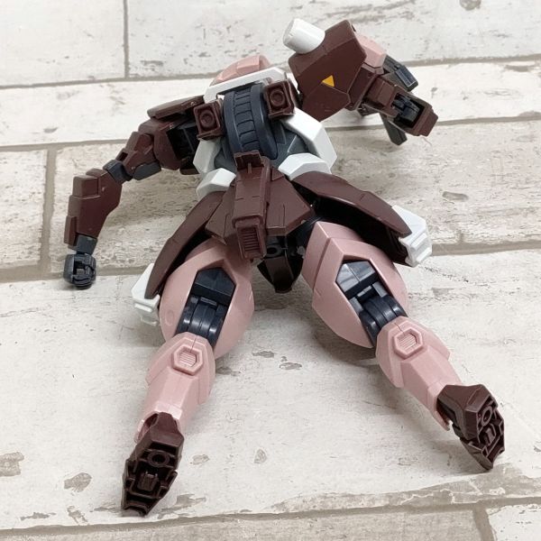 MP43 プラモデル HG 百錬 鉄血のオルフェンズ 1/144 ガンダム_画像6